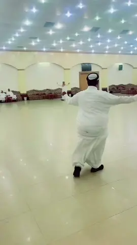 مستانس🤣🤣🤣🤣💔#😂 #fypシ #fypシ #الشعب_الصيني_ماله_حل😂😂 #مقاطع_ضحك #ضحك #رقص 