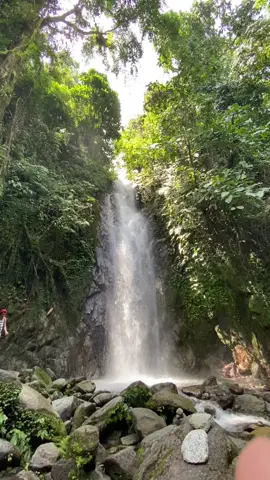 #prankyourfriends #waterfall #naturetrip 