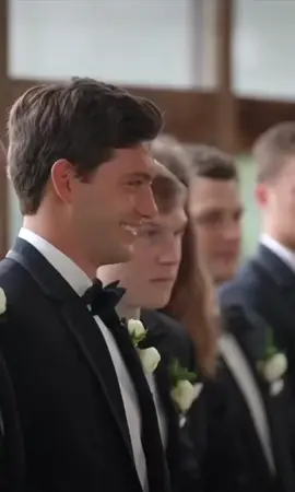 পৃথিবীর সবচেয়ে কষ্টকর মূহুর্ত হয়তো এটাই যে, নিজের চোখের সামনে নিজের প্রিয় মানুষকে অন্য কারো হয়ে যেতে দেখা 😅💔🍁#sad #foryou #foryoupage #fypシ゚viral #tiktokbangladesh🇧🇩 #tiktok #video 