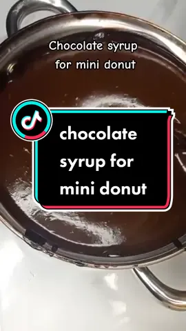 Chocolate syrup for mini donuts#minidonuts #minidonutmaker #FoodTokPhilippines #affordable #minidonut #Doughnuts #donutmakermachine #filipinosnacks 
