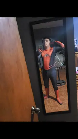 #spiderman #GymTok #chicofitness #gym #Elhombrearaña #sinmiedoalexito #ParatiViral #twitter #parati #fyp #cosplay 