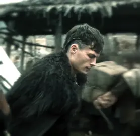 When hes angry at his lord >> #sihtricthelastkingdom #sihtricedit #sihtrickjartansson #sihtrickjartanssonedit #thelastkingdom #tlk #tlkedit #thelastkingdomedit #uthredofbebbanburg #finan #foryou #foryoupage #fyp #viral 