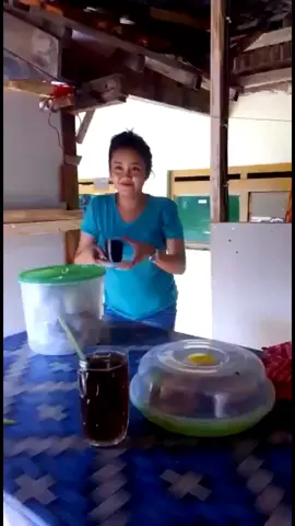 kopi gurih. laki auto betah diwarkop beginian.#ngopi #hibur #cewekmanis #cewekcantik#cewekgemoy 