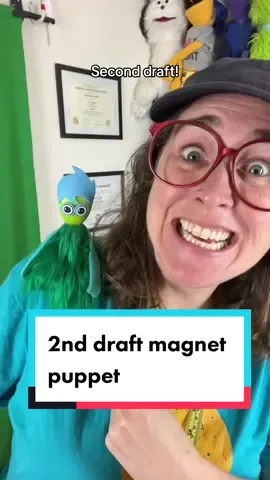 What do you think of my little magnetic shoulder monster? #puppet #puppetbuilder #crafty #fur #muppet #grogu #groot 