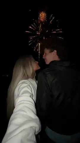 thankful for my phone because it captures this                                             #foryoupage #fireworksmoments #couplesmoments #recreatethis #blowthisuptiktok 