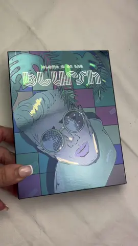 Might be the last person on the planet getting this blush book 🫣 #madebymitchell #madebymitchellblushpalette #blushpalette #makeupartistkitessentials #BeautyTok #tiktokshophaul2023 #tiktokshopuk 