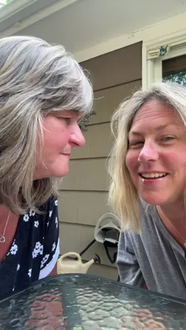 #toldmymomitsnotaphase #ikissedagirlandlikeit #pridemonth #wlwrelationship #queertokfyp #lesbiancouplegoals 