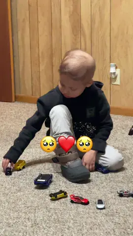 Dios ya te sanó mi amor 🥺❤️ #Dios #miniño #compartir #fyp #viral #lukemia #tratamiento #quimioterapia #cancer #cancersurvivor #valienteguerrero #warrior #guerreroliam #padreehijo #familia #apoyalosniñosconcancer 