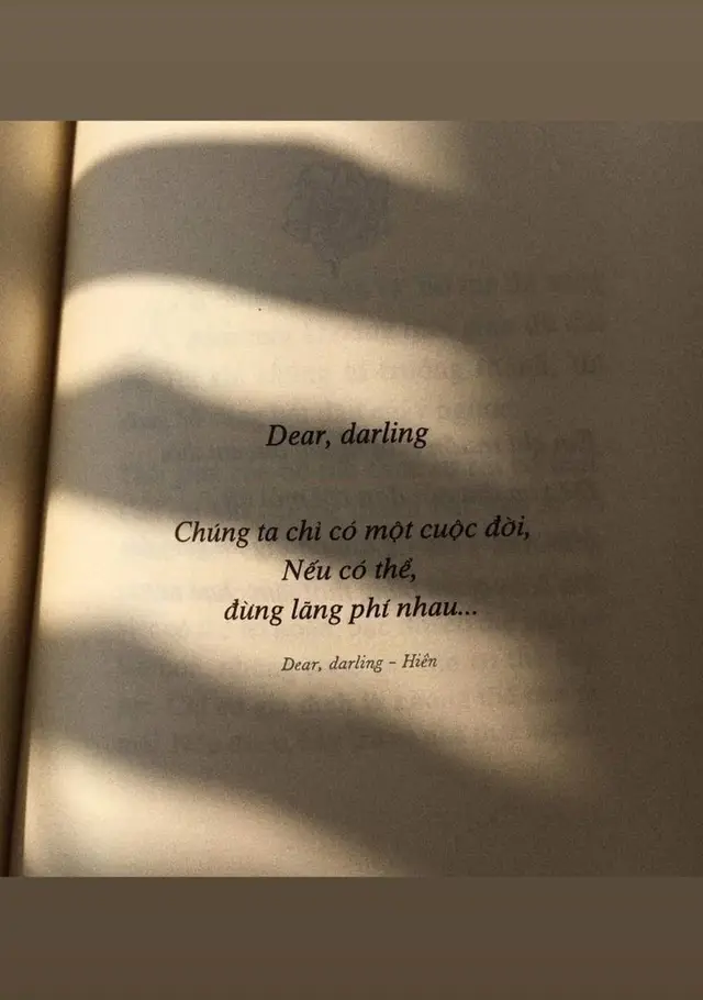 share ảnh #keenie💤 #lyrics #SáchHayNênĐọc #captionstory #lofichill #sáchlàkiếnthức #books #truyện #storytâmtrạng #tamtrang 