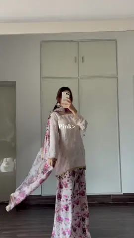 Outfit from @riha.pk on instagram💕 #outfit #fyp #foryoupage #viral #outfitideas #pakistan #desitiktok #desioutfits #desigirl 