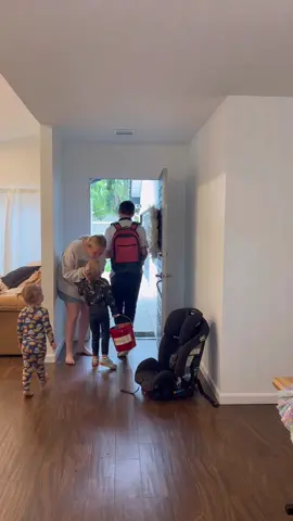 Finally back with my girls after a long weekend in Texas! Happy to be home🤍  #momtok #toddler #toddlers #dadsoftiktok #MomsofTikTok #greens #grwm #sahm #momlife #toddlersoftiktok #baby #babytok #babiesoftiktok #monday