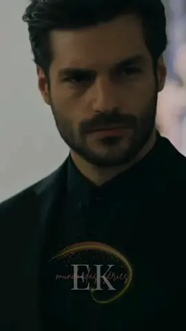 🎂🎉 Iyi ki doğdun para Serkan Çayoğlu que completa hoje 36 anos. Serkan Çayoğlu é um ator turco nascido na Alemanha, conhecido por seu papel na comédia romântica Kiraz Mevsimi, série militar Börü, série histórica Bir Zamanlar Kıbrıs, série policial Halka e Yeni Hayat. Ele atuou ao lado de sua esposa, Özge Gürel, em 