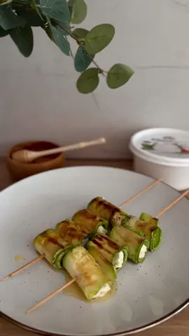 Легка та смачна закуска з рікотою від @tm_schedryk  #шашлик #ппрецепты #пхрецепти #кабачкирецепт #худнеморазом #дієтичнірецепти #aliona_cooking  #роли #ппсуши  