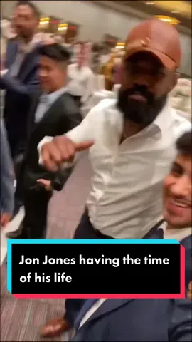 Jon Jones was having the time of his life at his buddy’s wedding. 🇵🇸🕺 #jonjones #UFC #mma #palestine #dancing #wedding #vibe #lit #funny #fypシ 