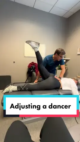 Keeping this dancer injury free #chiro #fyp #chiropractor #chiropractic #care #health #wellness #holistic #dancer #fyp #viral #reels #tiktok #wow #crack #treatment 