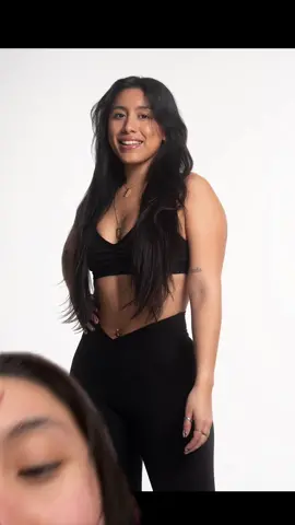 #greenscreen i feel so fucking offical come take class 💙 #solidcorenyc #solidcorecoach #classpass #fitnessinstructor #latinainstructor 