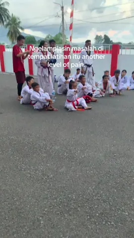 Yap #fypシ #taekwondogirl #taekwondostory #taekwondoindonesia #bitung #bitungpunya #bitungsulawesiutara #manado #manadostory #manadotiktokfypp #atlet #storywa #manadoviral #sulawesiutara #manadotiktok 