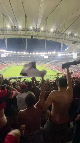 FAVELAAAAAA FAVELAAAAAA FAVELAAAAAA FESTA NA FAVELAAAAAAA!!!! #VAMOSFLAMENGO #VASxFLA #flamengo #maracana #tiktokesportes 