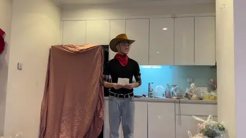 Và sau đây là bản tin dự báo hậu trường @Lê Bảo @Nam Per Luxury #namper #lebao #namperluxury 