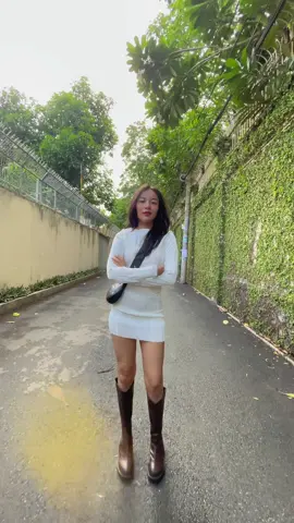 Trend này mình theo kịp 🤭 #kattylist #mỗingàymộtoutfit #trendtiktok #outfit #xuhướng #phốiđồđẹp #outfitideas #trendquayoutfit #fypシ 