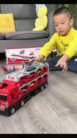 Children's favorite, retractable storage deformation rail car,#toycar#toryou#kidstoy#fyp#toyscar#car#children#car#beautiful#xuhuong#kid#toys#baby#kid#girls