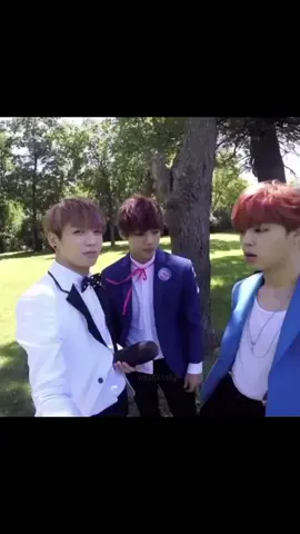 В конце Намджун ультанул. 🤣 обожаю их старые видео. #btsmoments 