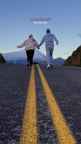 Mount Taranaki 📍The clouds nearly covered the whole thing but we got there! #mounttaranaki #mounttaranakisummit #mounttaranakinz #kentroad #newzealandnorthisland #newzealandroadtrip 