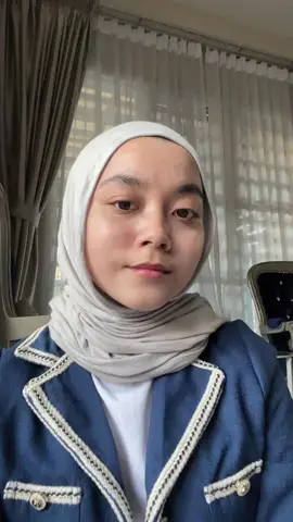 Dah lama I tak racun korang kan! Kali ni I nak racun korang untuk beli this new powerful set from Wardah which is Wardah Perfect Bright + Oil Control. The fact that it is very effective yet very affordable is what I stan the most! On top of this, this set boleh protect your skin daripada UV A dan UV B dan jugaaa mencerahkan kulit u dgn adanya kandungan 4 berries yang boleh mencerahkan your skin! So sis is bery bery obsessed with this set Get your from Watsons now! @Wardah Malaysia Store  #WardahPerfectBright #wardahmalaysia