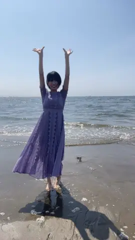 ずっと口開いてる🤣I’m from Indonesia 🇮🇩🏖️  着ている衣装、ギリ汚してないので私の勝ちです🐌 #裸足でsummer #裸サマ #乃木坂46 さん #るぅtube #ナナニジ#ナナニジ 