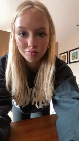 BOSTONNNN we got cussed out by a homeless guy yesterday😽