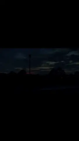 23:00 ..! Có những ngày thở thôi cũng mệt :(( . Cơm áo , gạo tien , tinh yêu mọi thứ xung quanh chèn ép đến ngẹt thở :((( #xuhuong #tamtrang #fyp 