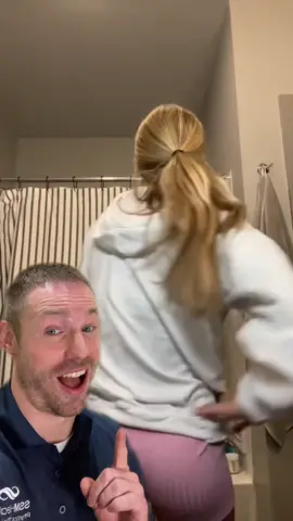 The TRUTH about cracking & popping your back aka spine manipulation for back pain. #stitch with @Katie Boff #chiropractic #backpain 