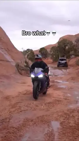 Bruh 😭 #motor #motorbike #speed 