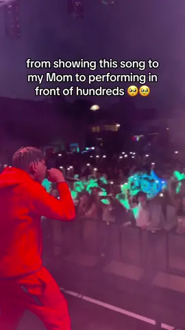 i will take her to a show one day. 💯