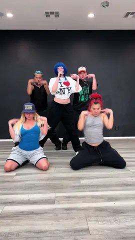 a little coachella rehearsal vid with the girlies #altmusic 