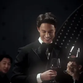 this man is a tall glass of amazing bye #stepbysteptheseries #stepbystepseries #mantrisanu #mantrisanusoranun #manben #jengpat #stepbysteptheserie #foryoupage #viral #thaibl 