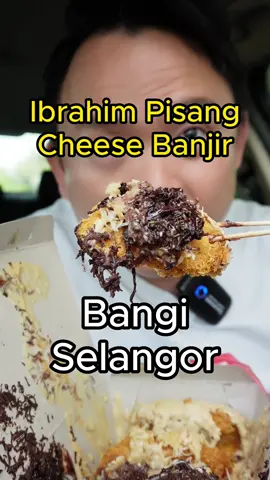 Replying to @atiqayazid trying this @ibrahim_pisang! Really GOOD or not? #ibrahimpisangcheesebanjir #pisanggoreng #foodreview #klfoodie #MYFoodie #hungrysam 