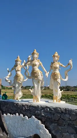 Patung bidadari #foryoupage #fyp #fypシ #bali #sculpture #patungbeton #patungbali #foryou