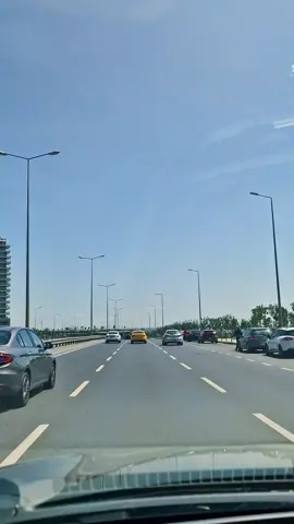 #tiktoktravel #şehirvideoları #arabastory #yolculukstoryleri #citycardriving #araçvideoları #arabastorygündüz #direksiyonstory  #zihal_e_mesken___🥀❤️ #zihal #bollywood #istanbul #istanbul🇹🇷 
