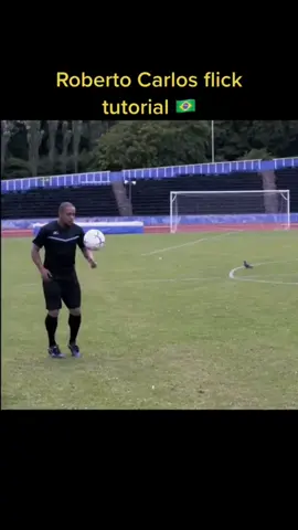 Learn this cool trick from @Roberto Carlos in 3 steps🤙💯🇧🇷❤⚽️#tekkers #footballtiktok #tutorials #LearnOnTikTok #foryou #soccerskills #vj #footballplayer 
