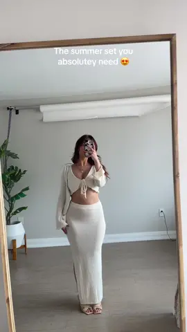 She’s so gorgeous 🩵 #summeroutfits #summerset #summerstyle 