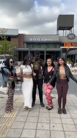 Kadroda eksik olan kim sizce😀😀#melekazadd #melekazad @Dilşah Gülşah çelik @Esra Rabia Ünal @ALFANIZ @Rojda 