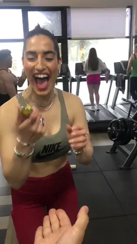 🤜🏻🍬🤛🏻 #startnow #gym #fyp #foryoupage #gymlover #Fitness #elitefitnessclub #positivevibes #myhappyplace #gymtime #workout #pilates #training 