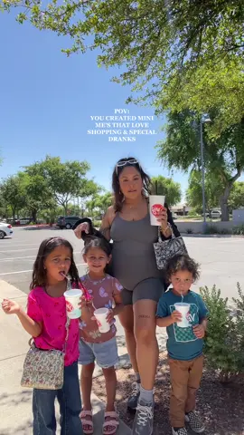 MY ERRAND PARTNAS 4 LIFE ☀️💕🙏🏽✨  #minimes #momof3 #lovemybabies #momlife #MomsofTikTok #momsover30 #toddlersoftiktok #Lifestyle #dayinalife #arizonalife #arizonamom #errandsday #errandsoutfit #fyp 