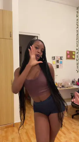 Uiii ✨💕 twitter Justkeik  #fyp #foryou #usa_tiktok #fypシ #viral #viralvideo #fakebody 