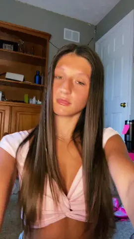 maybe one day i can make a tik tok without clothes on my floor
