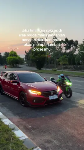 Menjauhlah dan munculah kembali  ketika km sudah punya civic #civicturbo #zx25r 