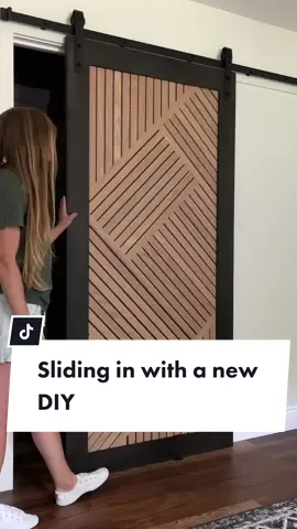 Sliding in with a new project 🙌 I built this easy DIY sliding door with plywood and @Weaber prefinished slats. #diyslidingdoor #slidingdoor #weekendwoodworking #homeimprovementprojects #modernhome 