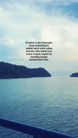 Segaknya lu gk berusaha buat bohongin seseorang. Itu pointnya. Gue pribadi anggap sekali ada kebohongan akan merusak segalany, dan sekecil apapun kebohongan tetaplah kebohongan.  #fypシ #semangat #storytime #masukberanda #lagugalau #ngenabanget #foryou #storywa #sad #bohong 