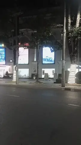 Một mình cũng buồn á ....nhưng quen rồi ☘️